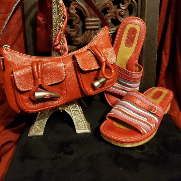 Auth. Burberry bag and Born shoes - Picture 8 of 12